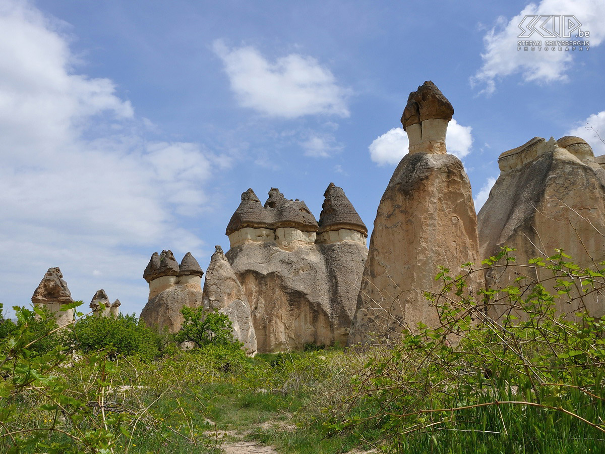 Cappadocië - Pasabag Op dag 5 wandelen we vanuit Çavusin naar Pasabag waar er prachtige feeënschoorstenen met enkele rots kapellen staan. Hierna wandelen we verder naar Zelve Open Air museum. Stefan Cruysberghs